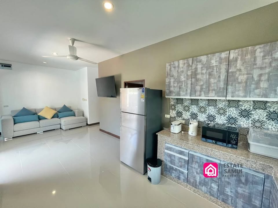 2 beds 2 baths House