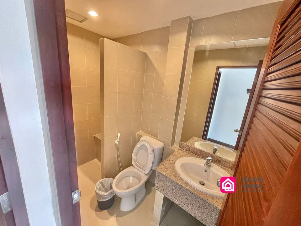 2 beds 2 baths House