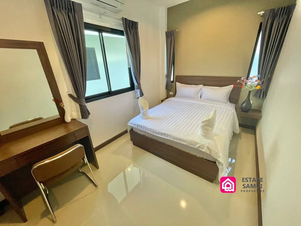 2 beds 2 baths House