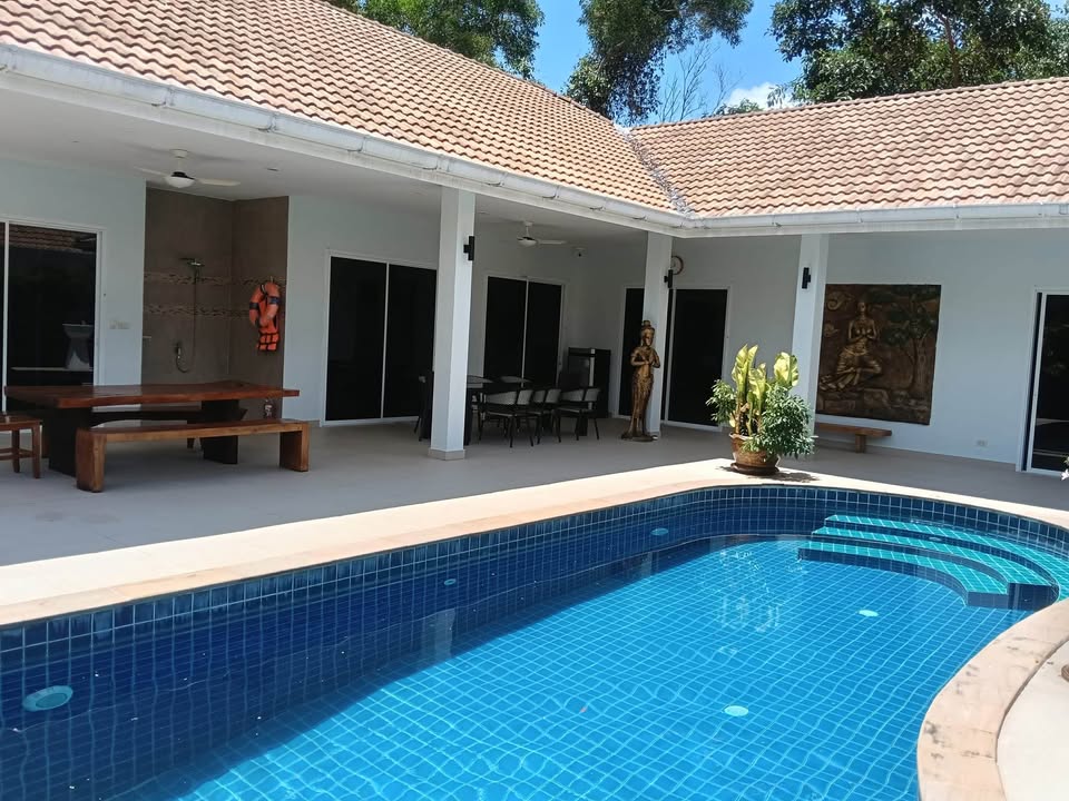 3-BEDROOM VILLA — LARGE GARDEN & POOL | Na Mueang - Villa for Rent in Na Mueang, Samui, Koh Samui