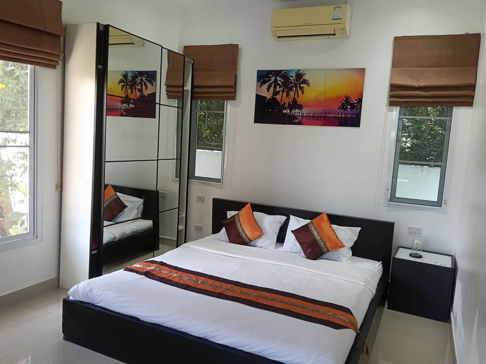 3-BEDROOM VILLA — LARGE GARDEN & POOL | Na Mueang
