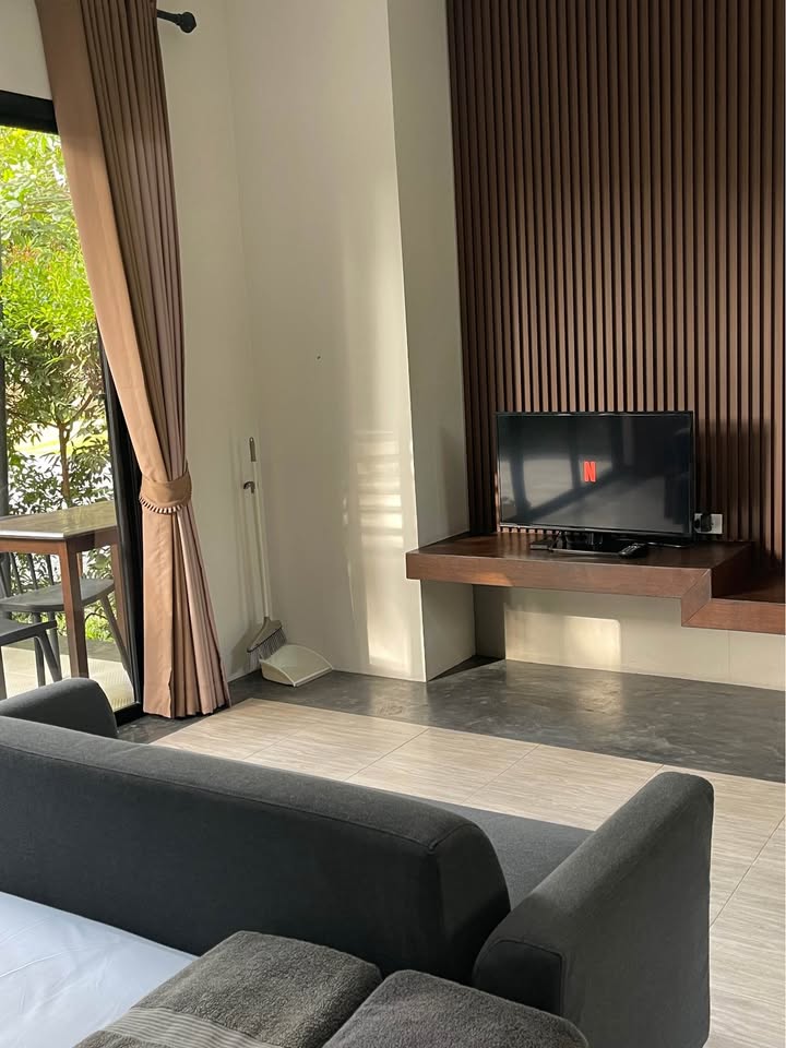 1 Bed 1 Bath - House