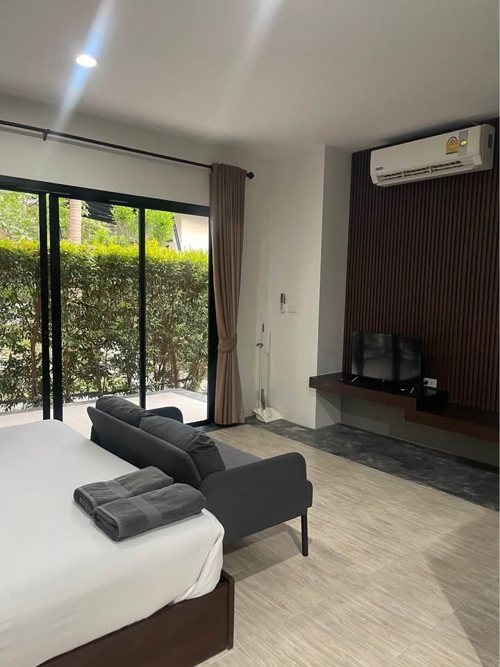 1 Bed 1 Bath - House