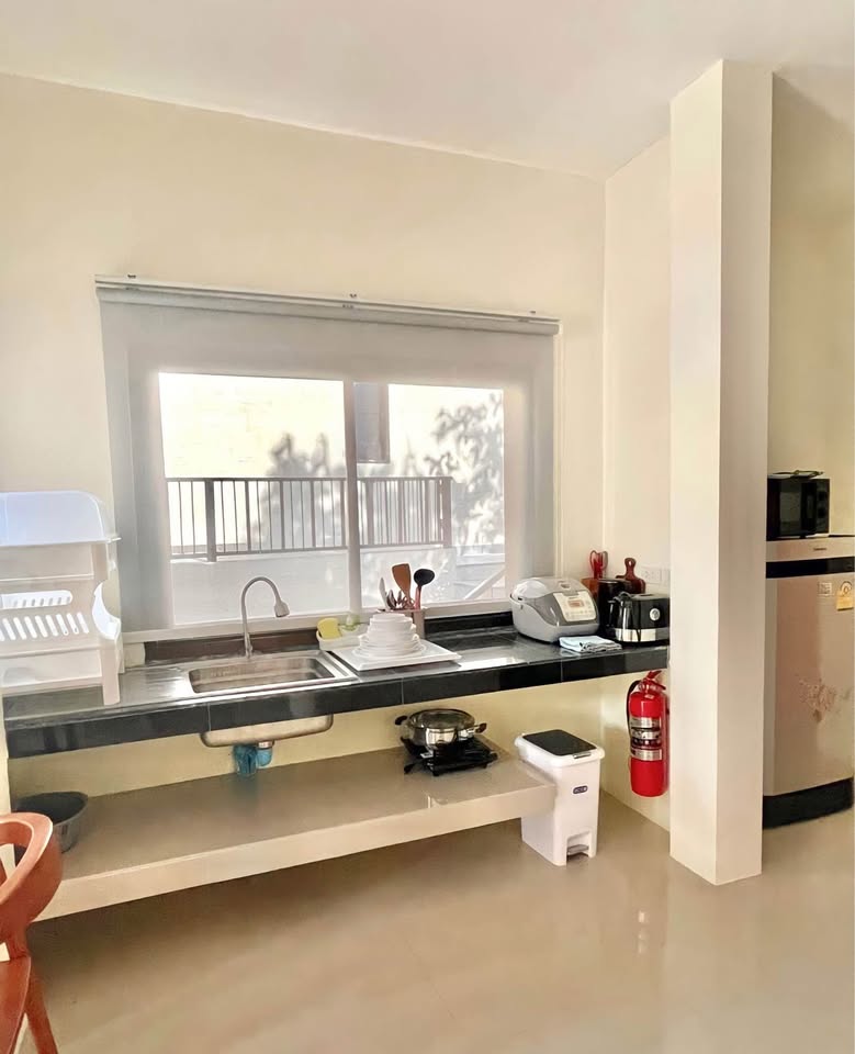 2 Bedroom 1 Bathroom House - House