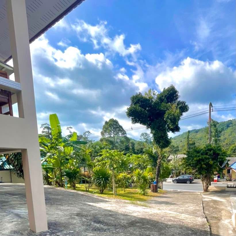 2 Bedroom 1 Bathroom House - House