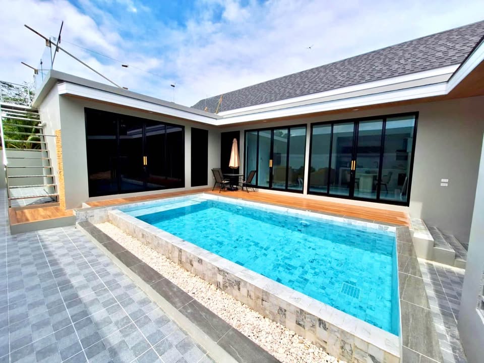 3-Bedroom Villa – Bophut, near Samui Airport Central Samui