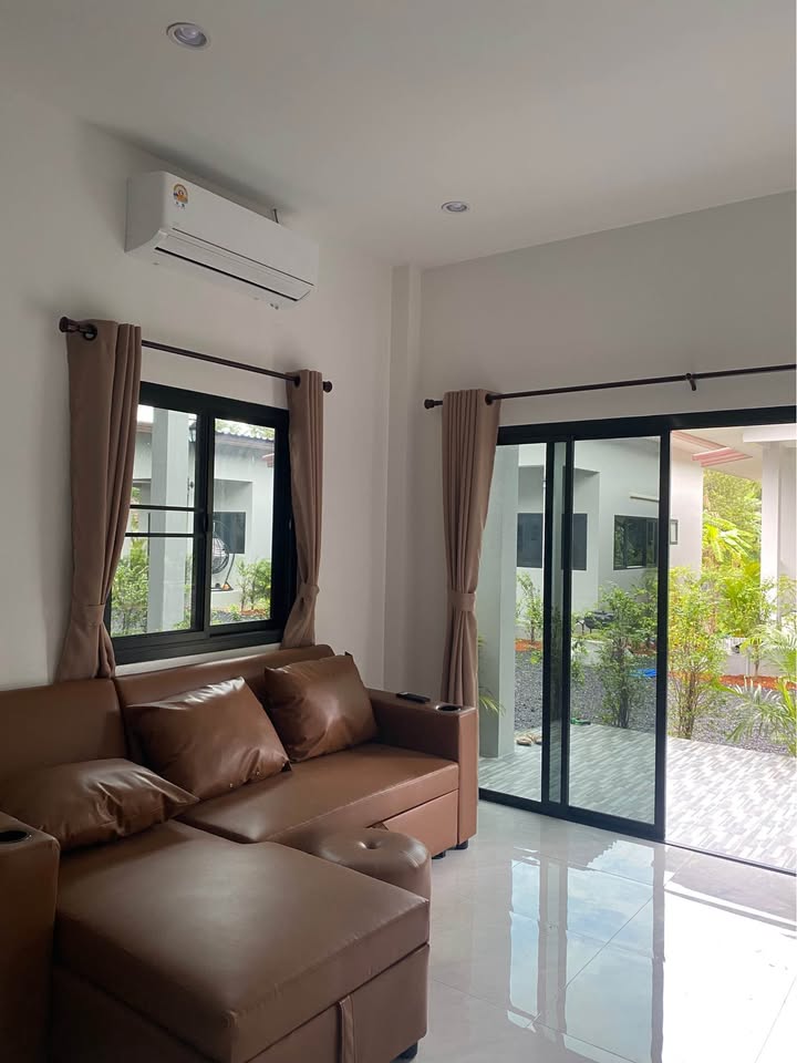 House with 2 Bedrooms and 1 Bathroom - House for Rent in Koh Samui