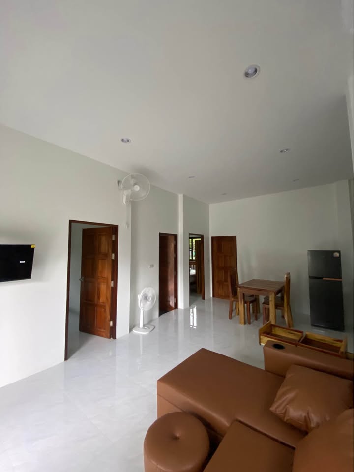 House with 2 Bedrooms and 1 Bathroom