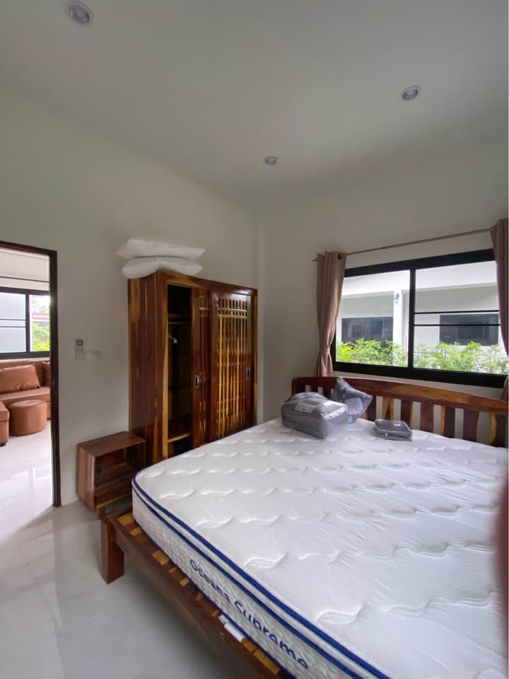 House with 2 Bedrooms and 1 Bathroom