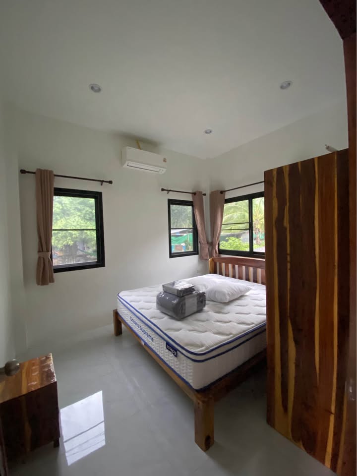 House with 2 Bedrooms and 1 Bathroom