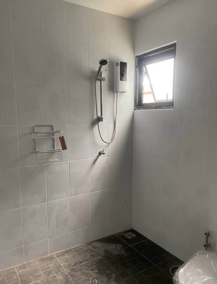 House with 2 Bedrooms and 1 Bathroom