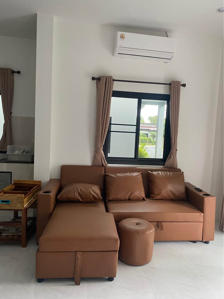 House with 2 Bedrooms and 1 Bathroom