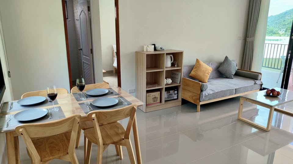 2 Beds 2 Baths - House