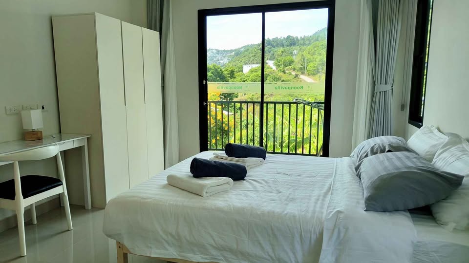 2 Beds 2 Baths - House