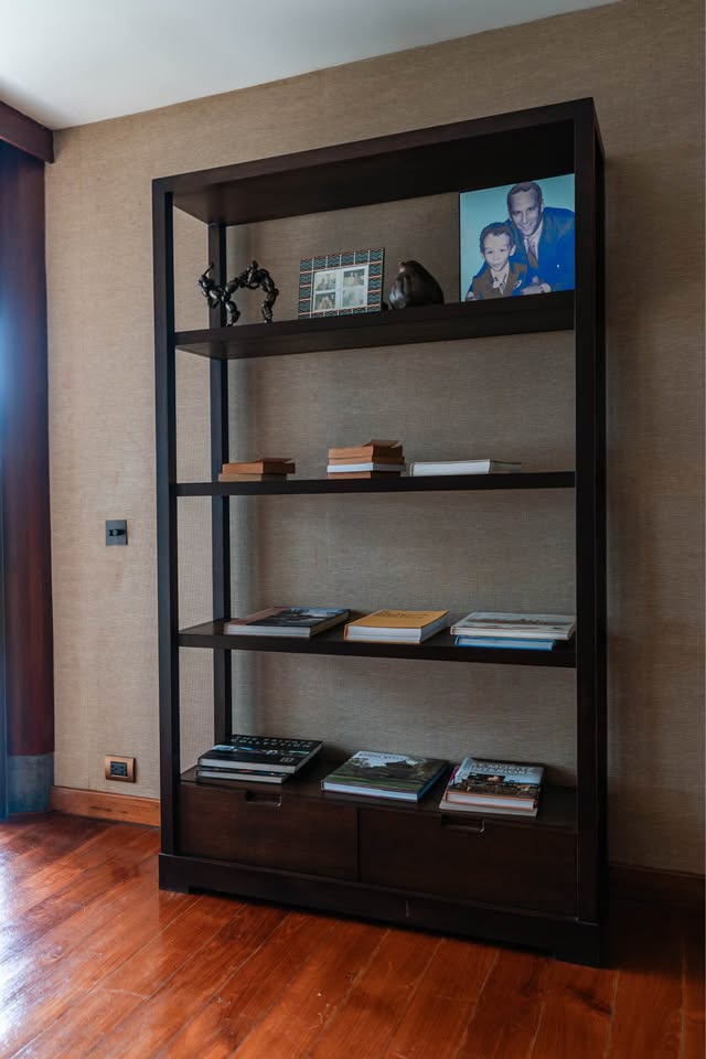 Villa with 6 Bedrooms and 6 Bathrooms