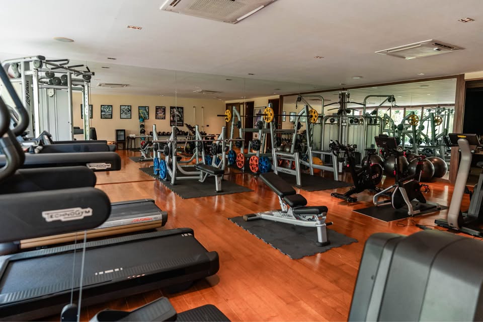 Villa with 6 Bedrooms and 6 Bathrooms