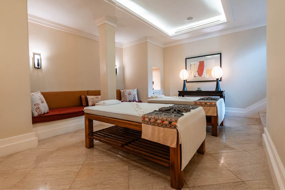 Villa with 6 Bedrooms and 6 Bathrooms