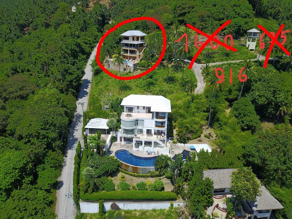 Townhouse with Studio and Bathrooms - Land for Sale in Koh Samui, Surat Thani, Koh Samui