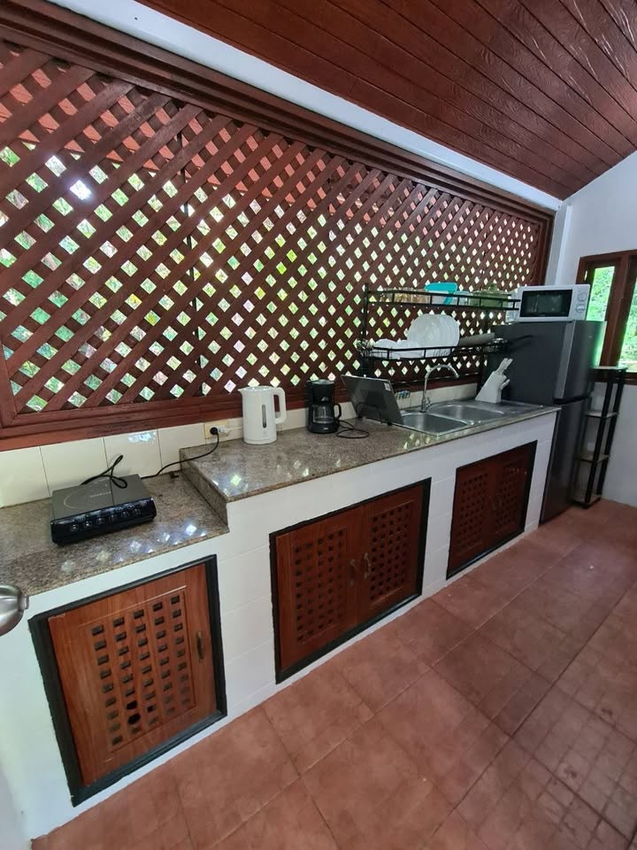 House with 1 Bedroom and 2 Bathrooms