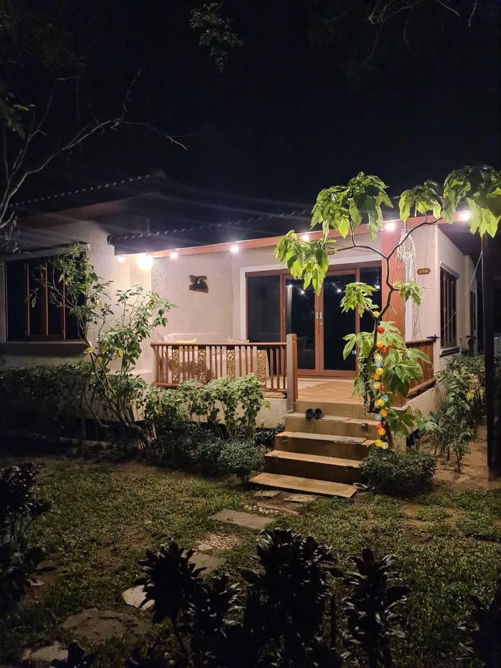 House with 1 Bedroom and 2 Bathrooms