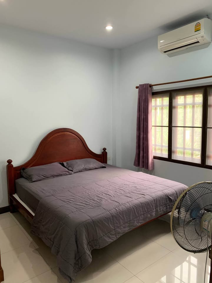 House with 2 Bedrooms and 1 Bathroom