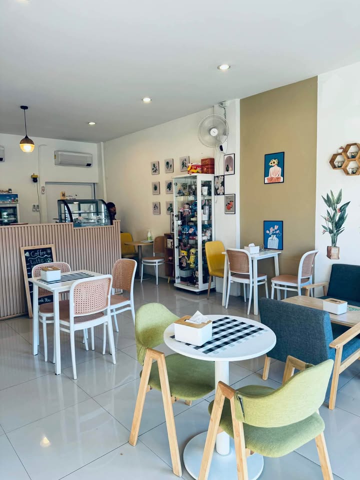 Urgent Shophouse for Lease Takeover (3 Floors) – Ready to Start Business - Commercial for Sale in Bophut, Ko Samui, Surat Thani, Thailand 84320, Koh Samui