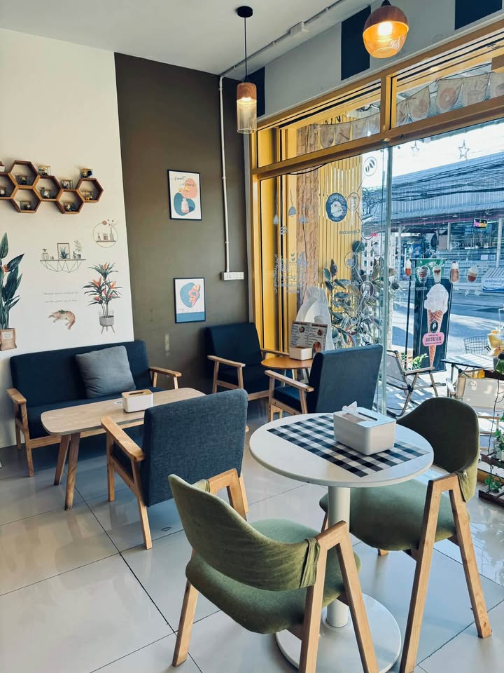 Urgent Shophouse for Lease Takeover (3 Floors) – Ready to Start Business - Commercial for Sale in Bophut, Ko Samui, Surat Thani, Thailand 84320, Koh Samui