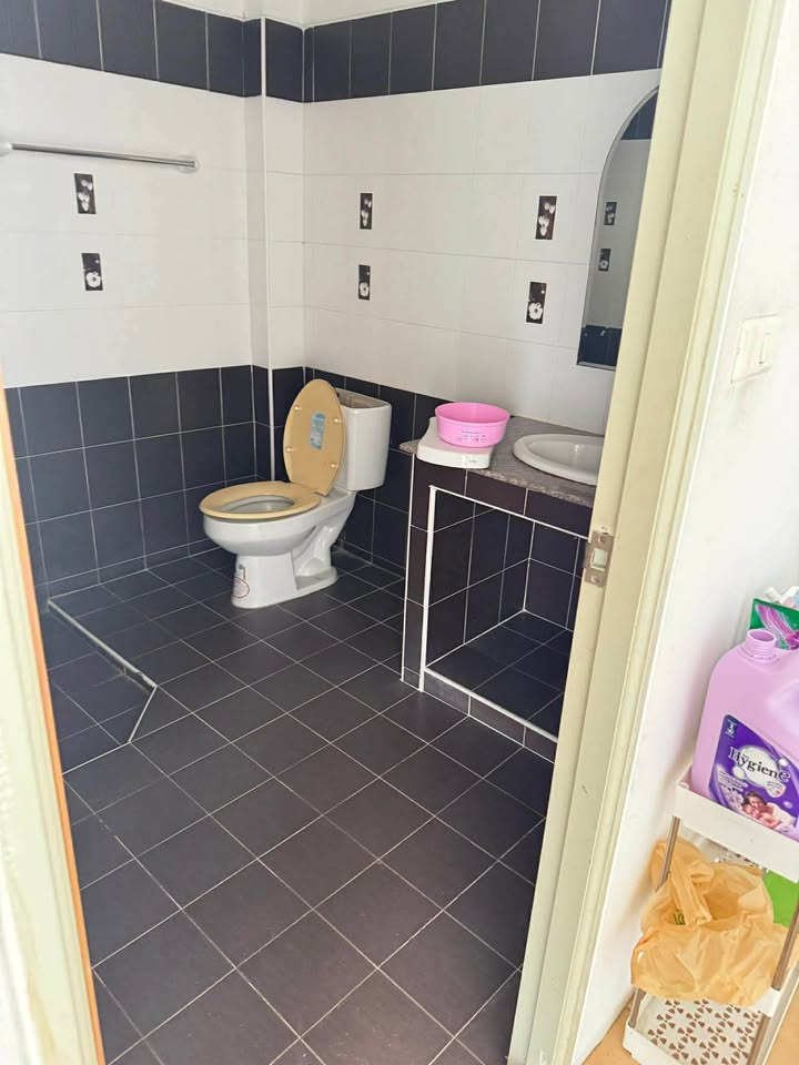 Urgent Shophouse for Lease Takeover (3 Floors) – Ready to Start Business - Commercial for Sale in Bophut, Ko Samui, Surat Thani, Thailand 84320, Koh Samui