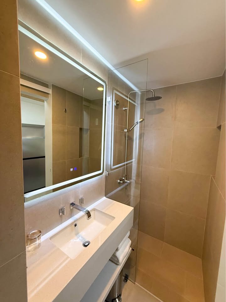 Brand-New studio in excellent location