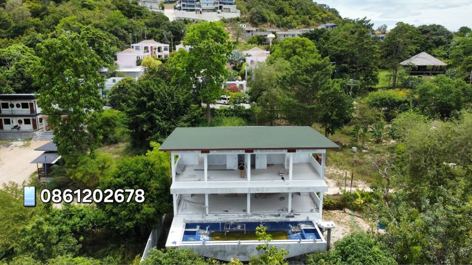 Land for sale with 2 houses on Koh Samui