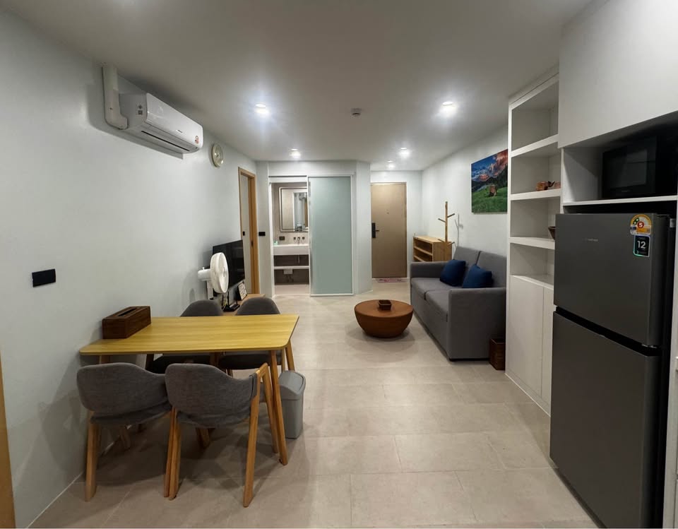 2 Beds 2 Baths - Apartment