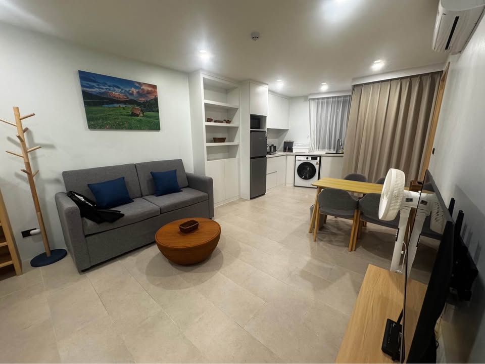 2 Beds 2 Baths - Apartment