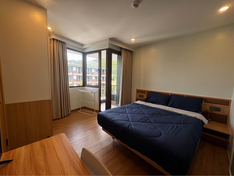 2 Beds 2 Baths - Apartment