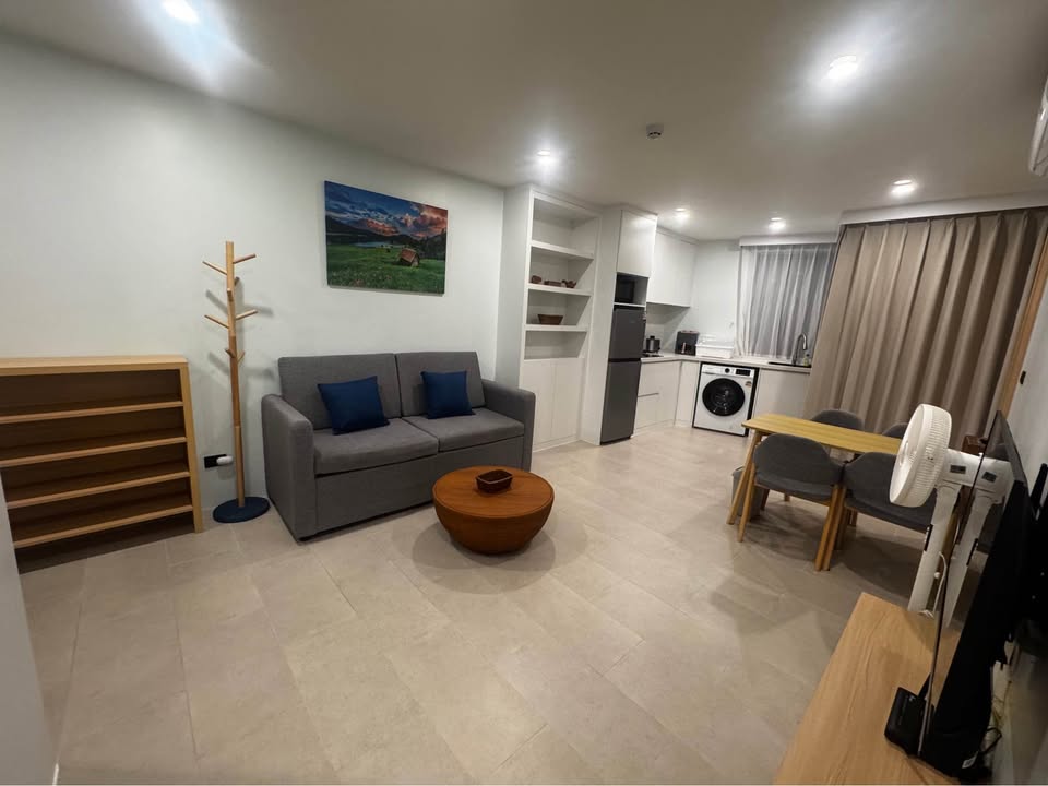 2 Beds 2 Baths - Apartment